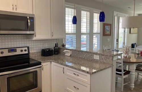 North Myrtle Beach Cottage | Retreat #2209 - Adorable Cottage in Barefoot Resort