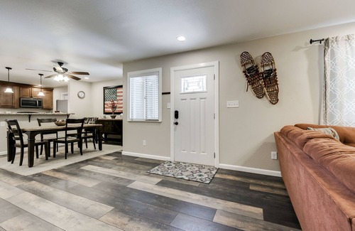 Flagstaff House | Retreat Minutes from Snowbowl and Downtown Flagstaff! Grand Canyon 1hr+