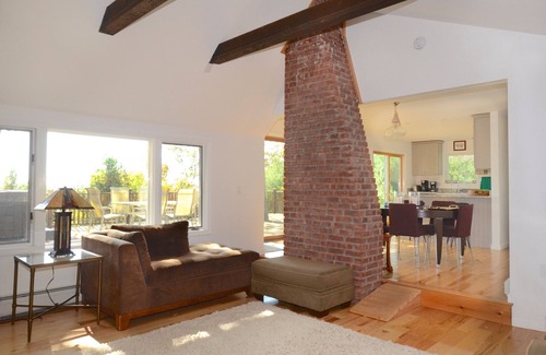 Glenford Cottage | RETREAT TO SPENCER COTTAGE Relax w. Friends Family