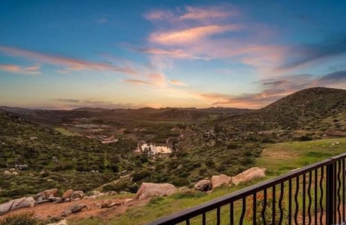 Poway House | Retreat with stunning views: breathtaking, peaceful and soul healing