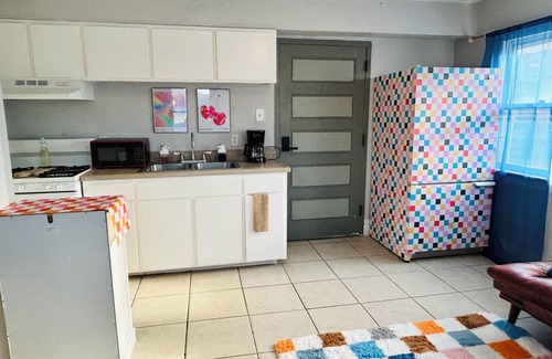 Downtown El Paso Apartment | Retro Apartment in Downtown El Paso