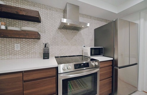 Fishers House | Retro Charm and Modern Comfort in Fishers