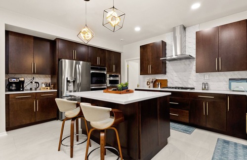 North San Antonio - SAT House | Retro Luxury Oasis: Pool, Spa & Game Rooms