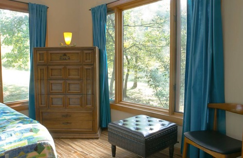 Carbon Hill Cabin | Retroville in Hocking Hills