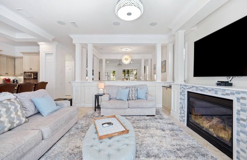 Reunion House | Reunion Luxury Home, PrivatePool/Spa, on Golf Course; 6 miles from Disney!