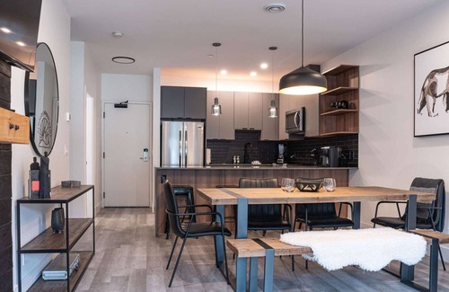 Revelstoke Condo | Revelstoke - Altitude Adjustment