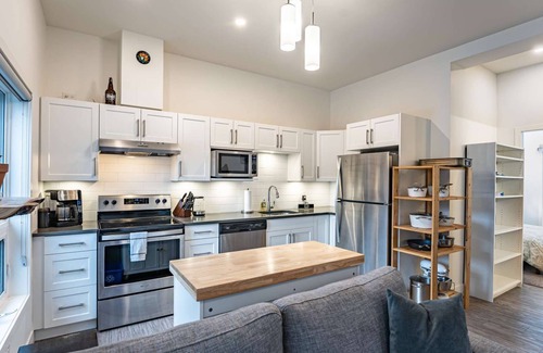 Revelstoke Condo | Revelstoke - Niska's Den