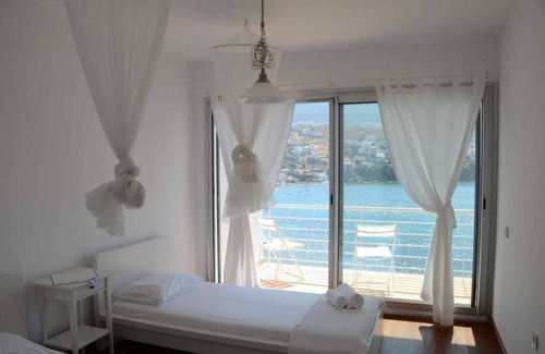 Karaburun Hotel | Reyhan Hotel