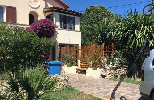 La Bocca Apartment | rez de Chaussée D'une Villa Avec Grand Jardin Situé à 1 KM de la mer