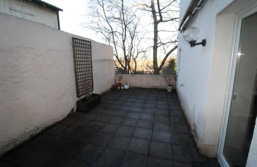 Weisenau Apartment | Rheinblick 3-Zimmer Apartment