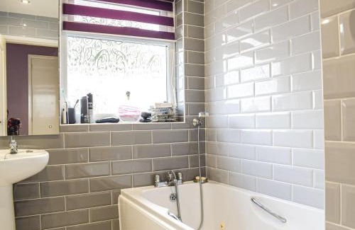 Llandrindod Wells House | Rhiw Gam