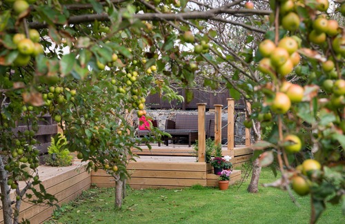 Rhosneigr House | Rhonwil : Pet-Friendly 3‑Bed Bungalow with Sunroom in Rhosneigr | Managed by Anglesey Holiday Lettin