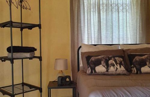 Ha-Lambani Cabin | Rhumbini Lodge