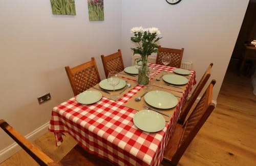 Holestone Moor House | Riber View