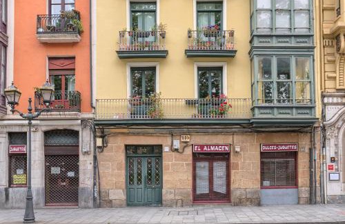 Bilbao Old Town Apartment | Ribera Market Old Town by Next Stop Bilbao