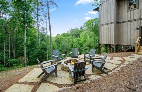 Ellijay House | Rich Mountain Chateau - Luxury Elegant Escape