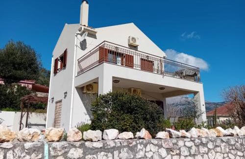 Eleios-Pronnoi Villa | Richmond Villa Greece