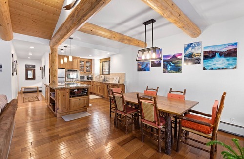 Olympic Valley House | Ridge Court # 14 at Palisades - Pet Ok, Ski Shuttle + Tennis!