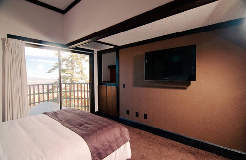 Tahoe Village Resort | Ridge Sierra Is a Great Distination for People