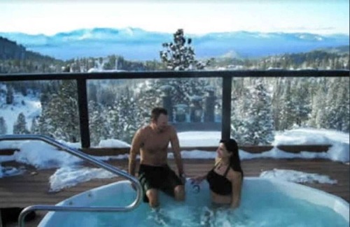 Tahoe Village Condo | Ridge View Resort B