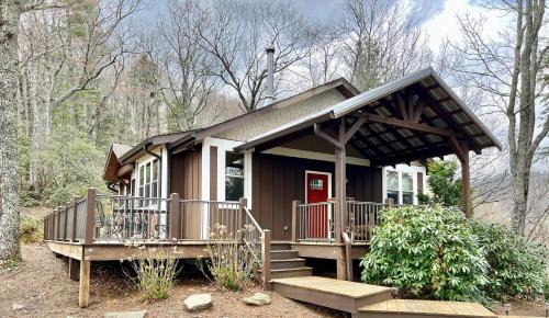 Apple Ridge Villa | Ridgecrest A Unique Rustic Cabin in Blowing Rock NC