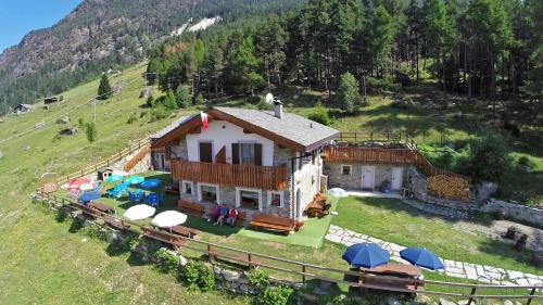 Lanzada Ski Chalet | Rifugio Alpe Ponte