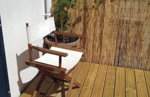 Swanage Cottage | Right in the heart of Swanage, eating places, shops and beaches very close.