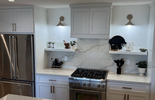 North of Montana Condo | Right on the beach! Sand and Ocean just outside your door!