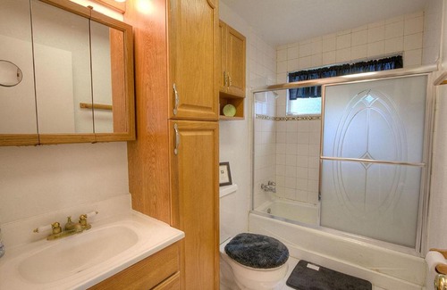 Upper Kingsbury House | Rim Trail and Relax by Lake Tahoe Accommodations