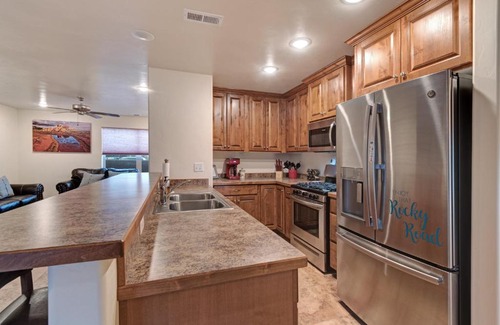 Moab South Valley House | Rim Vista 16A2