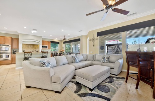 Madison Estates House | Rio: Pool, Spa, Fire Pits, Ping Pong, BBQ
