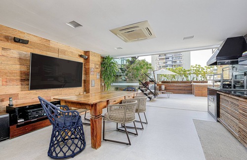 Leblon Apartment | Rio018 - Beautiful triplex penthouse with pool in Leblon