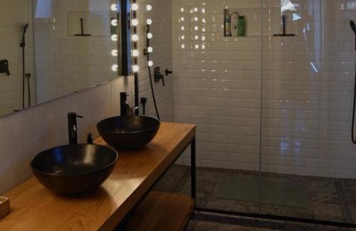 Cukarica House | Ritual splav
