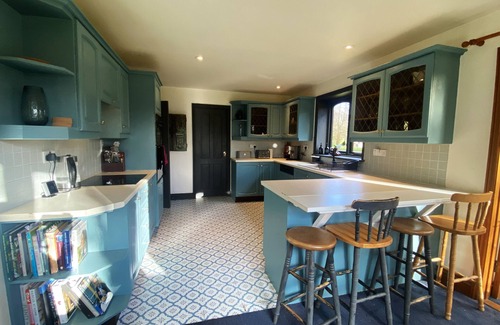 Weybread Cottage | RIVENDELL, pet friendly, with open fire in Harleston