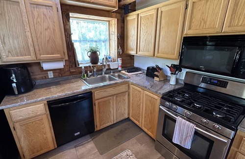 Twain Harte Cabin | River Access-EVCharger-Arcade-AC-WIFI+