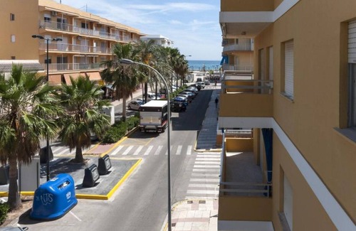 Daimuz Apartment | River - Apartment In Daimús. Free Wifi