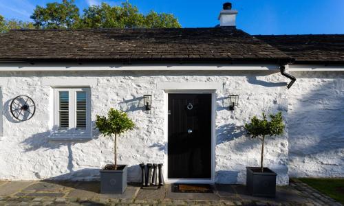 Bowland Bridge House | River Barn