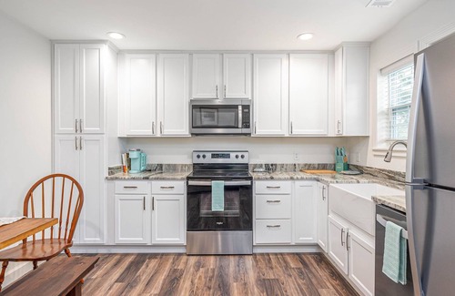 Live Oak House | River Breeze Cottage