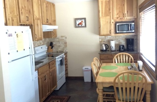 Estes Park Cabin | River Cabin - Close to Downtown, YMCA, and R.M.N.P.