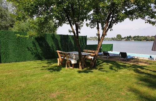 Belgrade House | River Cottage in Belgrade