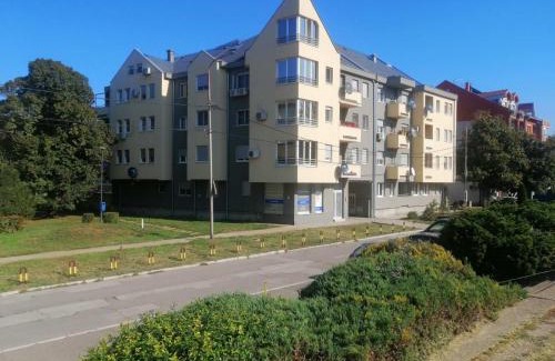 Sremska Mitrovica Apartment | River Lux