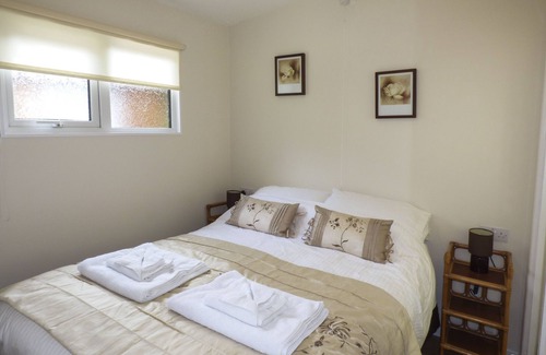 Llangynog Cottage | RIVER'S NOOK, pet friendly, with a garden in Llangynog
