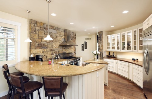 Carbondale House | River Valley Retreat | Luxe Home for 30+ Nights