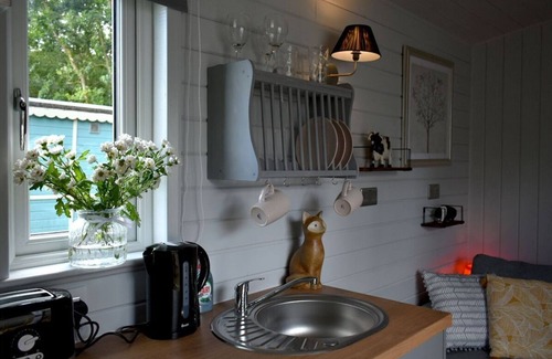 Llanfair Caereinion Cottage | River View 1 is a two berth glamping unit.