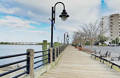 Wilmington Historic District Apartment | River View Condo A