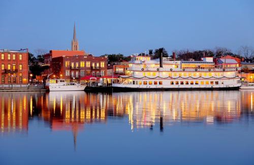 Wilmington Historic District Apartment | River View Condo A