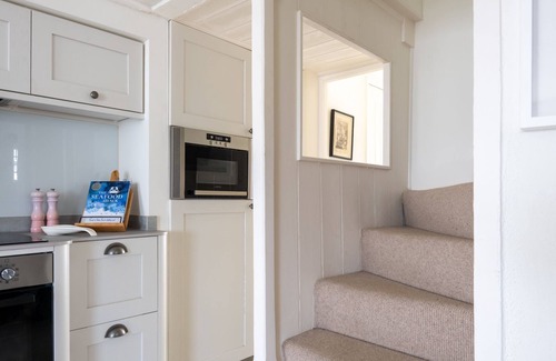 Newton Ferrers Cottage | Riverdale - a cottage that sleeps 4 guests in 2 bedrooms
