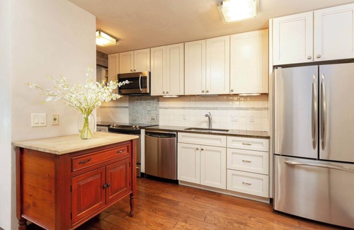 Aspen Condo | Riverfront 2 BR - Steps to Gondola & Town!