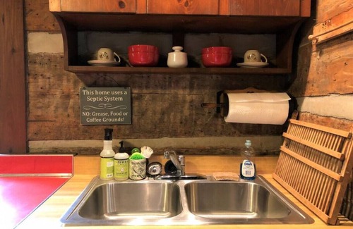 Luray Cabin | Riverfront Cabin! Farm, Kayaks, Trail & Fireplaces