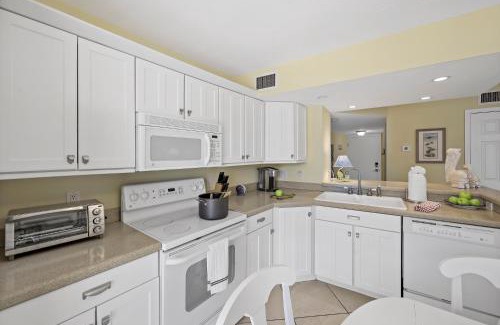 Marco Island House | Riverfront condo in Olde Marco with pools/tennis
